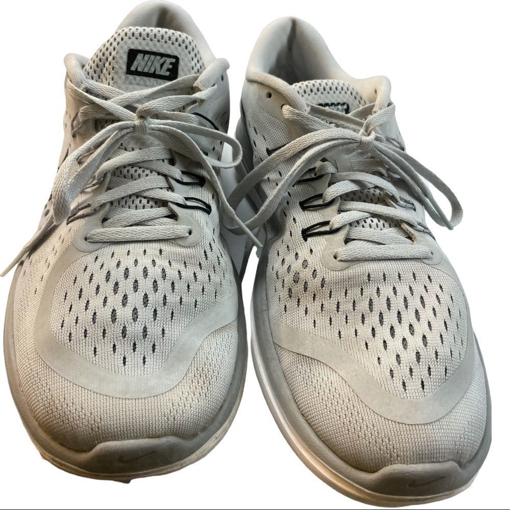 Nike Sneakers Mens Light Grey Size 10
